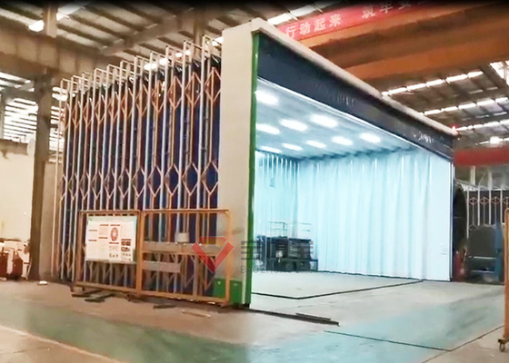 Buồng phun kính thiên văn với hệ thống quạt hút phía sau Hệ thống đèn chiếu sáng ở phía trên